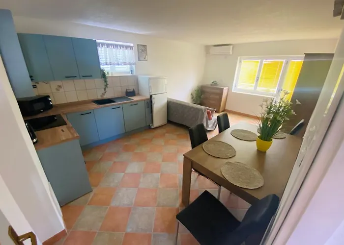 'stine' 아파트 오레비츠